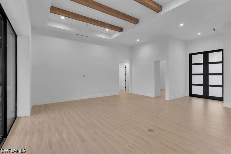 4 bedroom SingleFamilyResidence at 1528 Kingston Ct, Marco Island, Marco Island — photo 4
