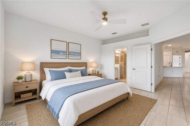 2 bedroom Attached at 2583 Vine Ave, Orange Blossom Ranch, Naples — photo 2