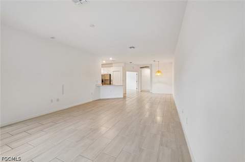 2583 Vine Ave, Naples FL - photo 8 of 40