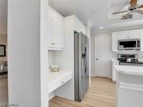 1001 Arbor Lake Dr 301, Naples FL - photo 13 of 42