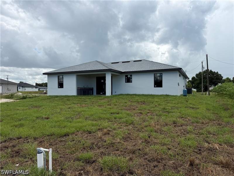 4 bedroom SingleFamilyResidence at 4108 33rd St SW, Lehigh Acres, Lehigh Acres — photo 4