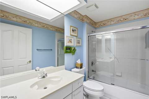 6135 Reserve Cir 1801, Naples FL - photo 13 of 21
