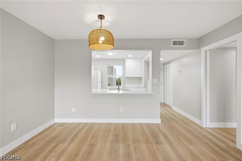 2 bedroom Condominium at 6220 Augusta Dr 312, Seven Lakes, Fort Myers — photo 5