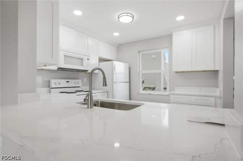 6220 Augusta Dr 312, Fort Myers FL - photo 9 of 31