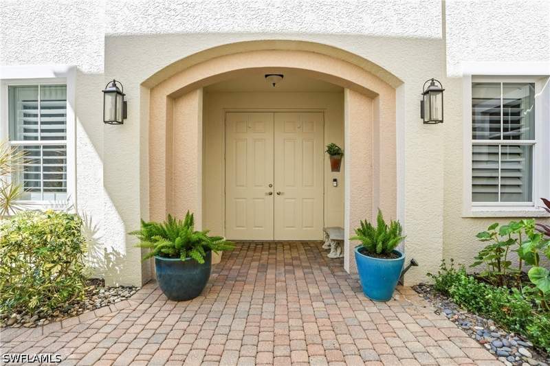 3 bedroom Condominium at 587 Avellino Isles Cir 101, Avellino Isles, Naples — photo 3