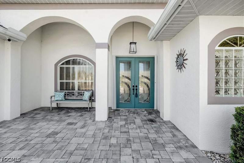 3 bedroom SingleFamilyResidence at 5221 SW 9th Pl, Cape Coral, Cape Coral — photo 4