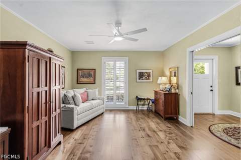 1207 Canterbury Dr, Fort Myers FL - photo 7 of 36