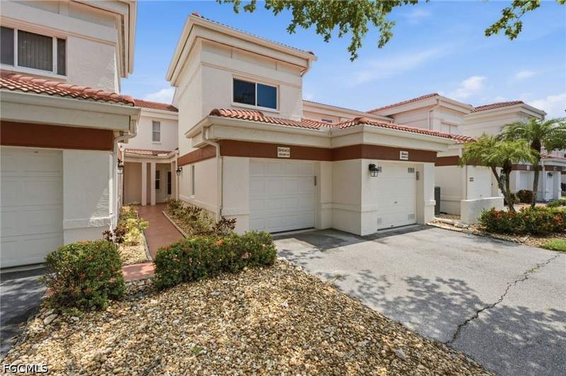 3 bedroom Condominium at 13191 Oakmont Dr 4, Seven Lakes, Fort Myers — photo 2