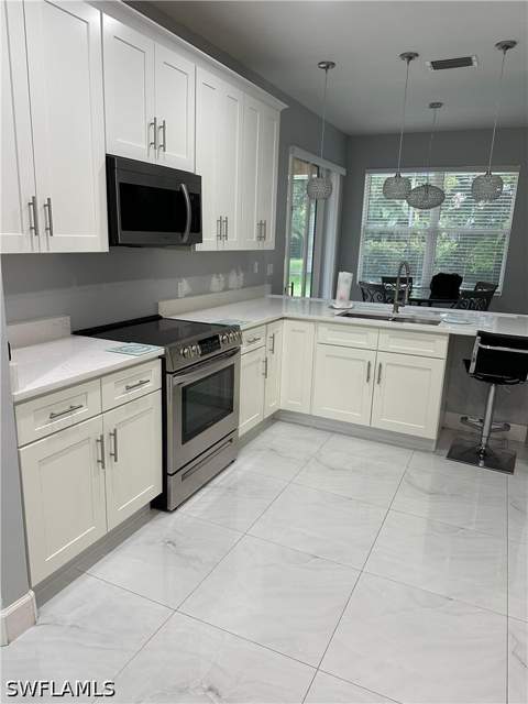 9561 Blue Stone Cir, Fort Myers FL - photo 7 of 28
