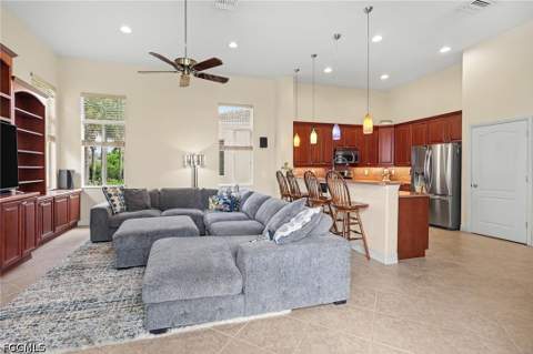 9040 Paseo De Valencia St, Fort Myers FL - photo 11 of 34