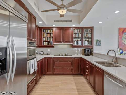 1050 Borghese Ln 804, Naples FL - photo 15 of 45