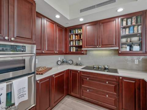 1050 Borghese Ln 804, Naples FL - photo 17 of 45