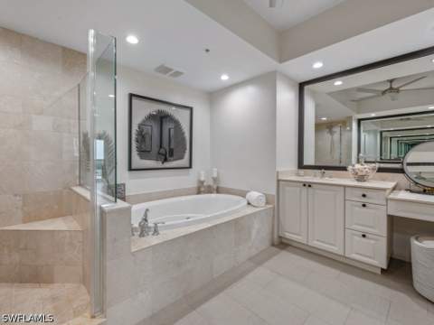 1050 Borghese Ln 804, Naples FL - photo 22 of 45