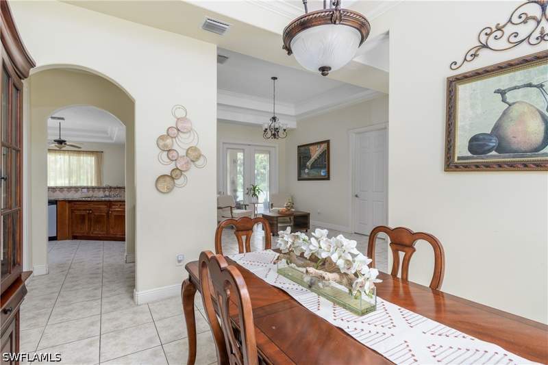 3 bedroom SingleFamilyResidence at 4021 24th Ave SE, Golden Gate Estates, Naples — photo 4