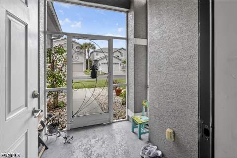 9689 Pineapple Preserve Ct, Fort Myers FL - photo 10 of 49
