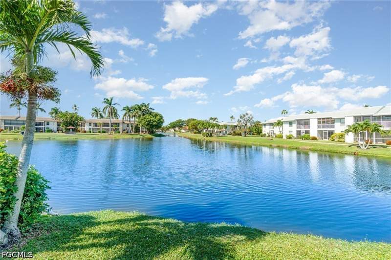3 bedroom Detached at 7151 Blanquilla Ct, Flamingo Village Homes, Fort Myers — photo 3