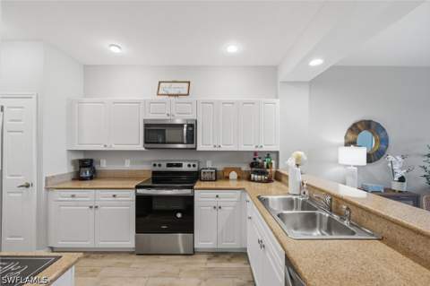 7915 Mahogany Run Ln 1112, Naples FL - photo 16 of 36