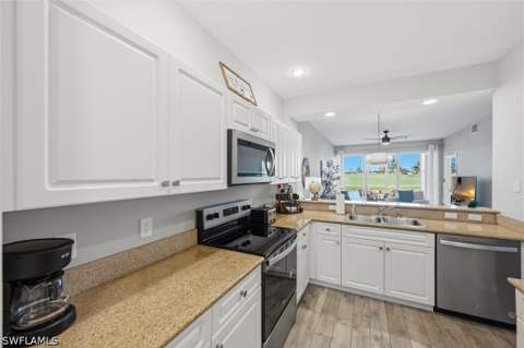 7915 Mahogany Run Ln 1112, Naples FL - photo 20 of 36