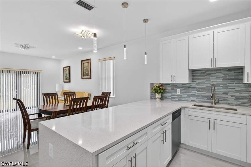 3 bedroom SingleFamilyResidence at 1146 Ecrue St E, Lehigh Acres, Lehigh Acres — photo 3