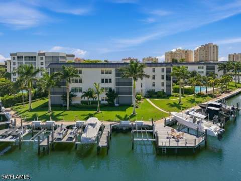 880 Huron Ct 307, Marco Island FL - photo 21 of 46