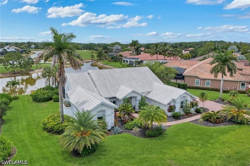 4 bedroom SingleFamilyResidence at 20121 Wildcat Run Dr, Wildcat Run, Estero — photo 2