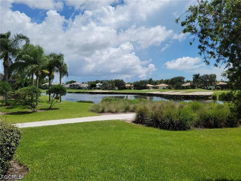 2 bedroom Condominium at 15091 Bagpipe Way 101, Highlands, Fort Myers — photo 2