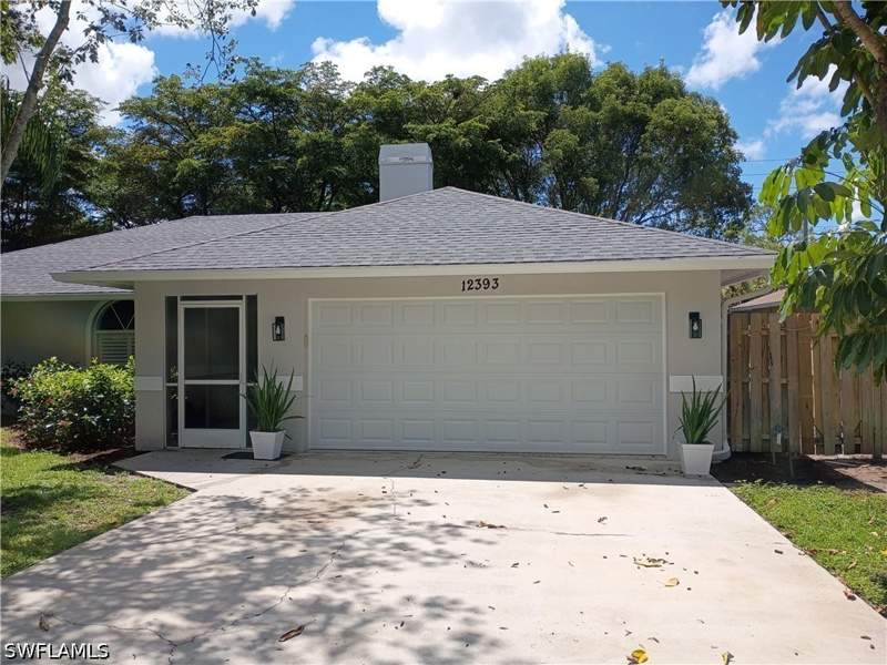 3 bedroom SingleFamilyResidence at 12393 Londonderry Ln, Morton Grove, Bonita Springs — photo 2