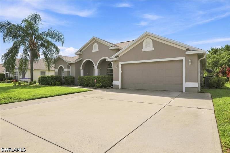 3 bedroom SingleFamilyResidence at 18320 Plumbago Ct, Town Lakes, Lehigh Acres — photo 3