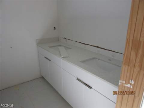 335 Rawlings Ave, Lehigh Acres FL - photo 13 of 13