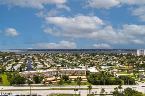 4309 Mariner Way 108, Fort Myers FL - photo 24 of 42