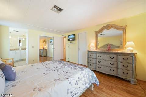 447 Snead Dr, North Fort Myers FL - photo 18 of 39