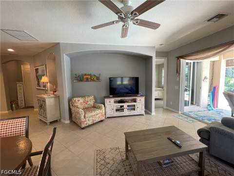 10630 Camarelle Cir, Fort Myers FL - photo 10 of 50
