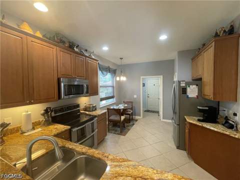 10630 Camarelle Cir, Fort Myers FL - photo 20 of 50