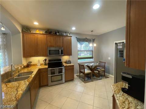 10630 Camarelle Cir, Fort Myers FL - photo 23 of 50