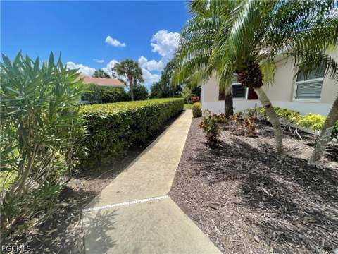 10630 Camarelle Cir, Fort Myers FL - photo 6 of 50