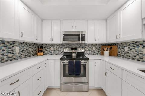 1020 Swallow Ave 102, Marco Island FL - photo 10 of 45