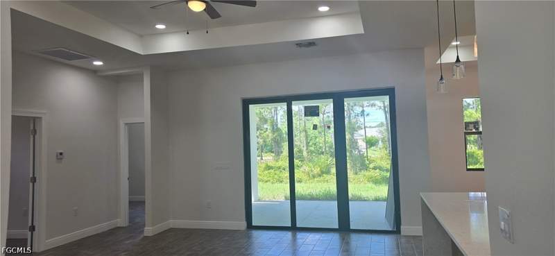 3 bedroom SingleFamilyResidence at 524 Aspen Ave S, Lehigh Acres, Lehigh Acres — photo 3