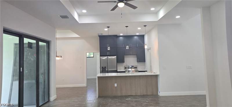 3 bedroom SingleFamilyResidence at 524 Aspen Ave S, Lehigh Acres, Lehigh Acres — photo 4