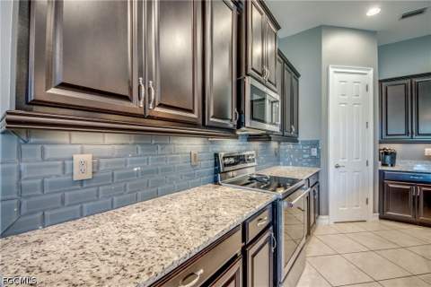 13110 Silver Thorn Loop, North Fort Myers FL - photo 7 of 50