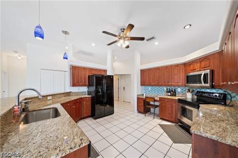19291 Pine Glen Dr, Fort Myers FL - photo 11 of 40