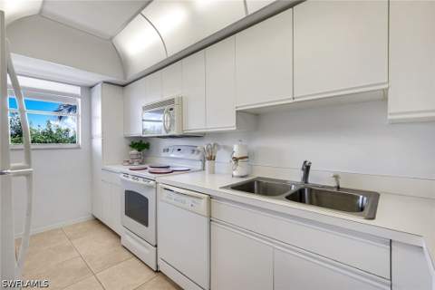 270 N Collier Blvd 404, Marco Island FL - photo 12 of 30