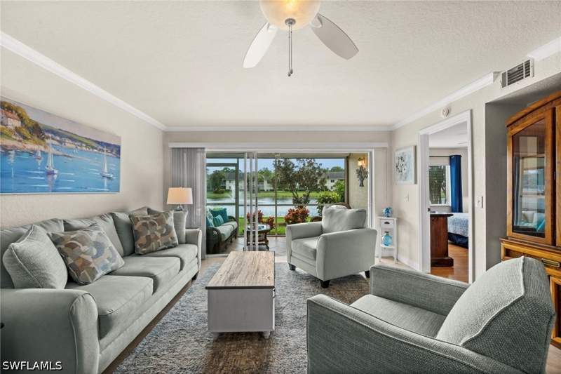 3 bedroom Condominium at 409 Gabriel Cir 1, Opal, Naples — photo 3
