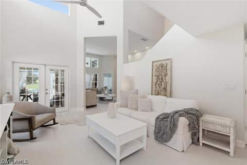 120 Napa Ridge Way, Naples FL - photo 8 of 30