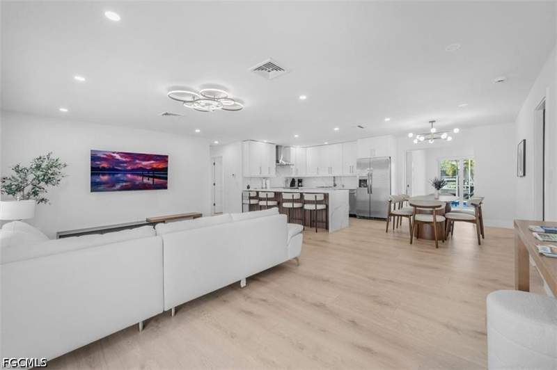 3 bedroom SingleFamilyResidence at 4625 Forest Glen Dr, Waterway Estates, North Fort Myers — photo 5