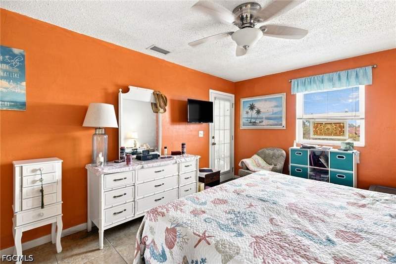 1 bedroom Condominium at 3905 Del Prado Blvd S 204, Mark I, Cape Coral — photo 3