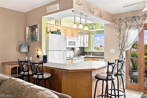 3905 Del Prado Blvd S 204, Cape Coral FL - photo 7 of 19