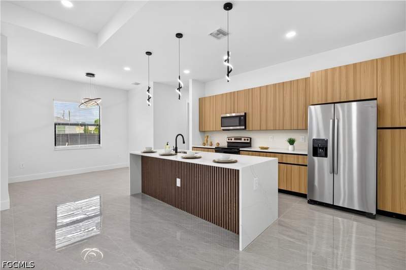 4 bedroom SingleFamilyResidence at 2806 Connie Ave N, Lehigh Acres, Lehigh Acres — photo 3