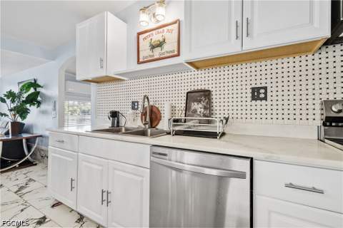 2012 S Olga Dr 28, Fort Myers FL - photo 11 of 36