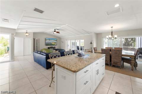 1346 Jamaica Rd, Marco Island FL - photo 8 of 38
