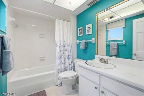 2600 Gulf Shore Blvd N 42, Naples FL - photo 18 of 27